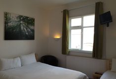 Bedroom 6 New Union Hotel