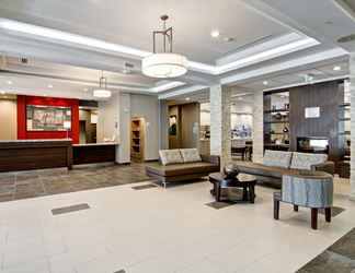 Lobby 2 Holiday Inn Express & Suites Oshawa Downtown - Toronto Area, an IHG Hotel