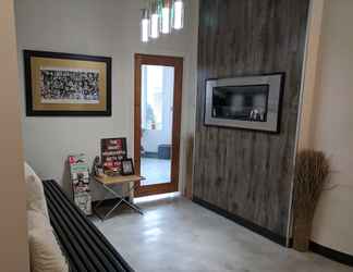 Sảnh chờ 2 Micro Boutique Living Wolfville