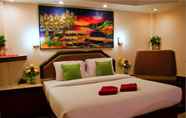 Bedroom 7 Paradise Inn