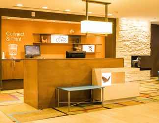 Lobby 2 Fairfield Inn & Suites by Marriott Barrie