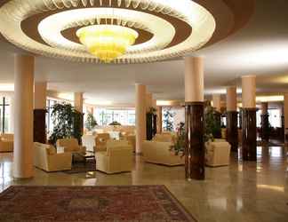 Lobi 2 Hotel Commodore Terme