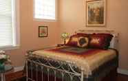 Kamar Tidur 5 The Swope Manor Bed & Breakfast