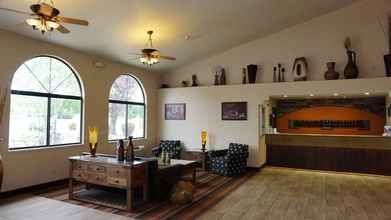 Lobi 4 Best Western Grande River Inn & Suites