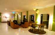 Lobi 7 Raintr33 Hotel Singapore