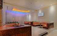 Lobby 4 Ghaya Grand Hotel