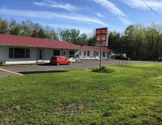 Exterior 2 Moira Lake Motel