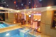 Swimming Pool Grand Asiyan Hotel