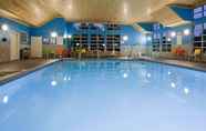 Swimming Pool 4 GrandStay Delano