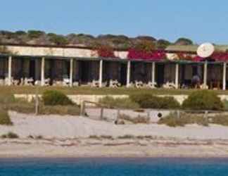 Luar Bangunan 2 Dirk Hartog Island Eco Lodge