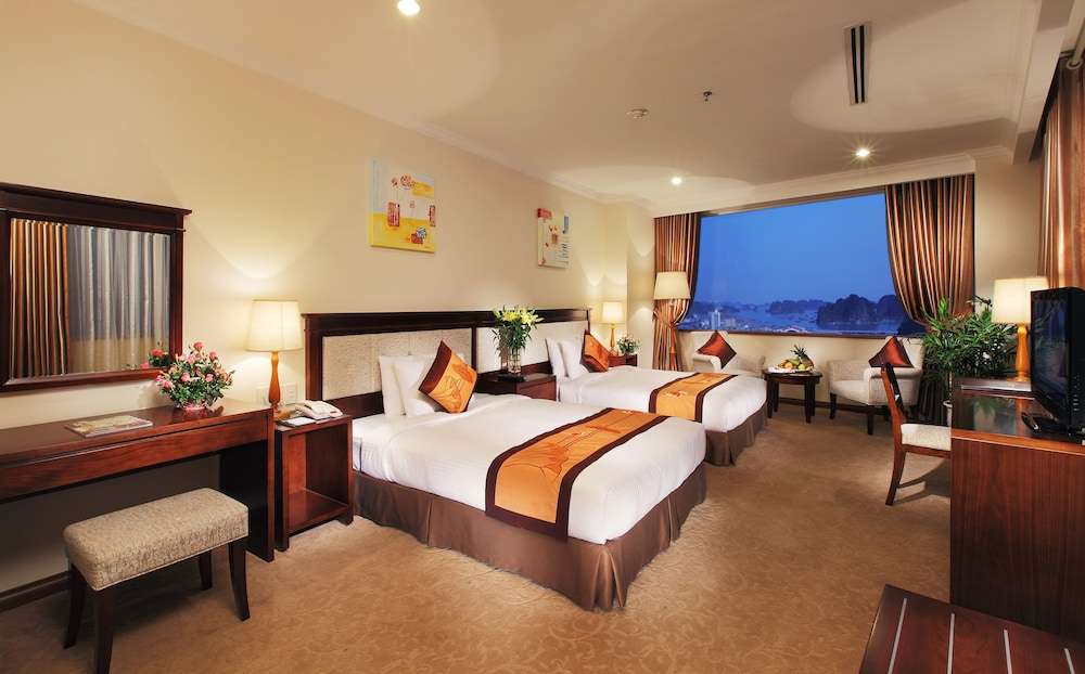 Ha Long DC Hotel - Khách sạn 3 sao ở Hòn Gai Hạ Long