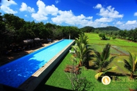 Swimming Pool Sigiriana Resort by Thilanka