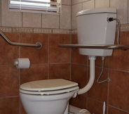 In-room Bathroom 4 ATKV Goudini Spa