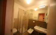 In-room Bathroom 7 Affittacamere La Loggia de' Banchi