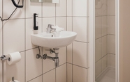 In-room Bathroom 6 Roxi Residence Gent