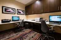 Sảnh chức năng Hampton Inn & Suites Orangeburg