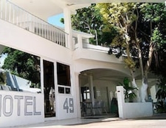 Exterior 2 Hotel 49