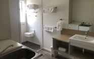 In-room Bathroom 4 Hahei Beach Resort
