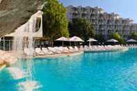 สระว่ายน้ำ Hotel Laguna Beach - All Inclusive