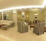 Lobby 2 Art Hotel Debono