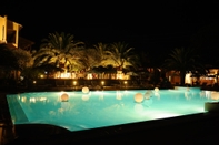 Swimming Pool Art Hotel Debono