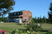 Exterior New Horton Lake Inn