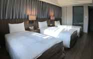 Bedroom 3 Paris Business Hotel