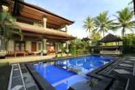 Swimming Pool Villa Agung Khalia