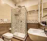In-room Bathroom 4 Gravina Suite Frattina