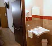 Phòng tắm bên trong 7 Terre Iblee Resort