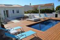 Swimming Pool Lago Resort Menorca - Villas & Bungalows del Lago