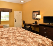 Bedroom 7 Americas Best Value Inn Tupelo