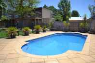 Swimming Pool Barossa Valley Apartments