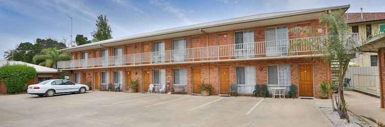 Exterior Red Cliffs Colonial Motor Lodge