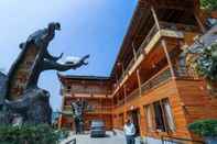 Exterior Zhang Jiajie Longquan Inn