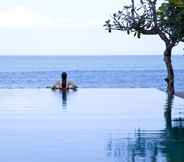 Kolam Renang 7 Sound of the Sea Villa