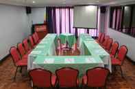 Functional Hall Richville Hotel