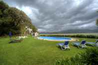 Swimming Pool Hotel Portmeirion & Castell Deudraeth