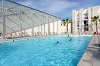 Swimming Pool Appart'hôtel Prestige Odalys Nakâra