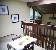 Bilik Tidur 5 Misty Meadows B&B