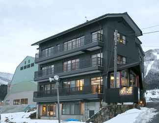 Exterior 2 The Ridge Apartments Nozawa