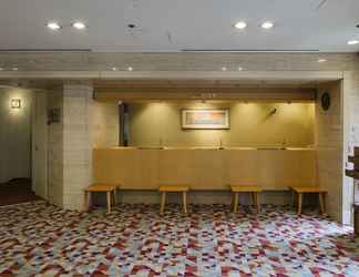 Lobby 2 Hotel Hokke Club Sendai