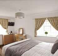 Bedroom 2 Burton Stone Inn