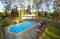 Kolam Renang Bay of Islands Holiday Park