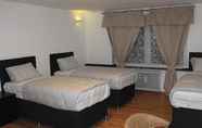 Bedroom 5 Hotel Garni Emir