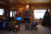 Lobby Kowal Ski Cabin by Apex Accommodations