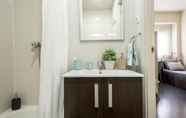 In-room Bathroom 7 Residencia Universitaria Erasmo