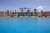 Swimming Pool Radisson Blu Resort, Jizan