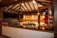 Bar, Kafe, dan Lounge Radisson Goa Candolim