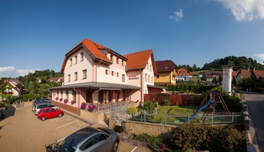 Luar Bangunan 4 Penzion Krumlov - B&B Hotel